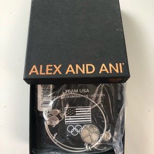 Hockey Alex & Ani